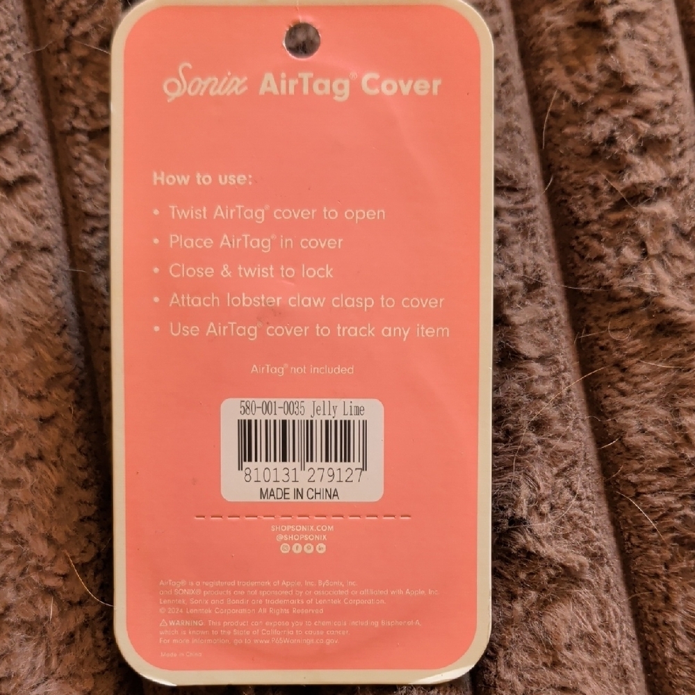 Sonix Green AirTag Cover - Picture 2 of 2